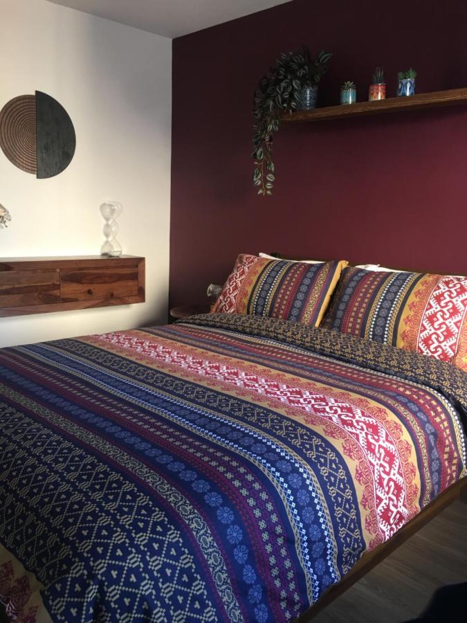 Comfortable Rooms With Live In Host, Walking Distance To The High St & More Glastonbury Exteriér fotografie